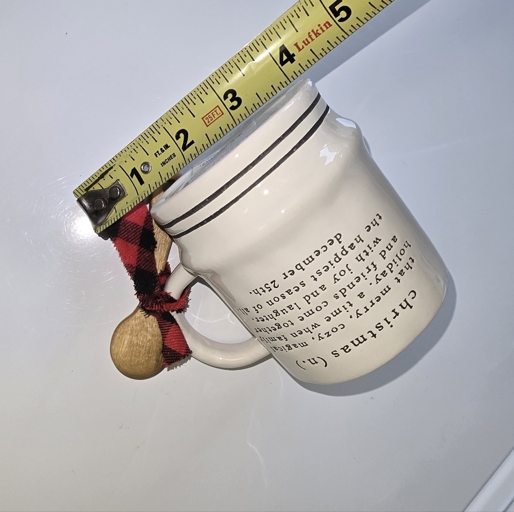 NWOT Mud Pie Christmas Mug - Picture 3 of 5
